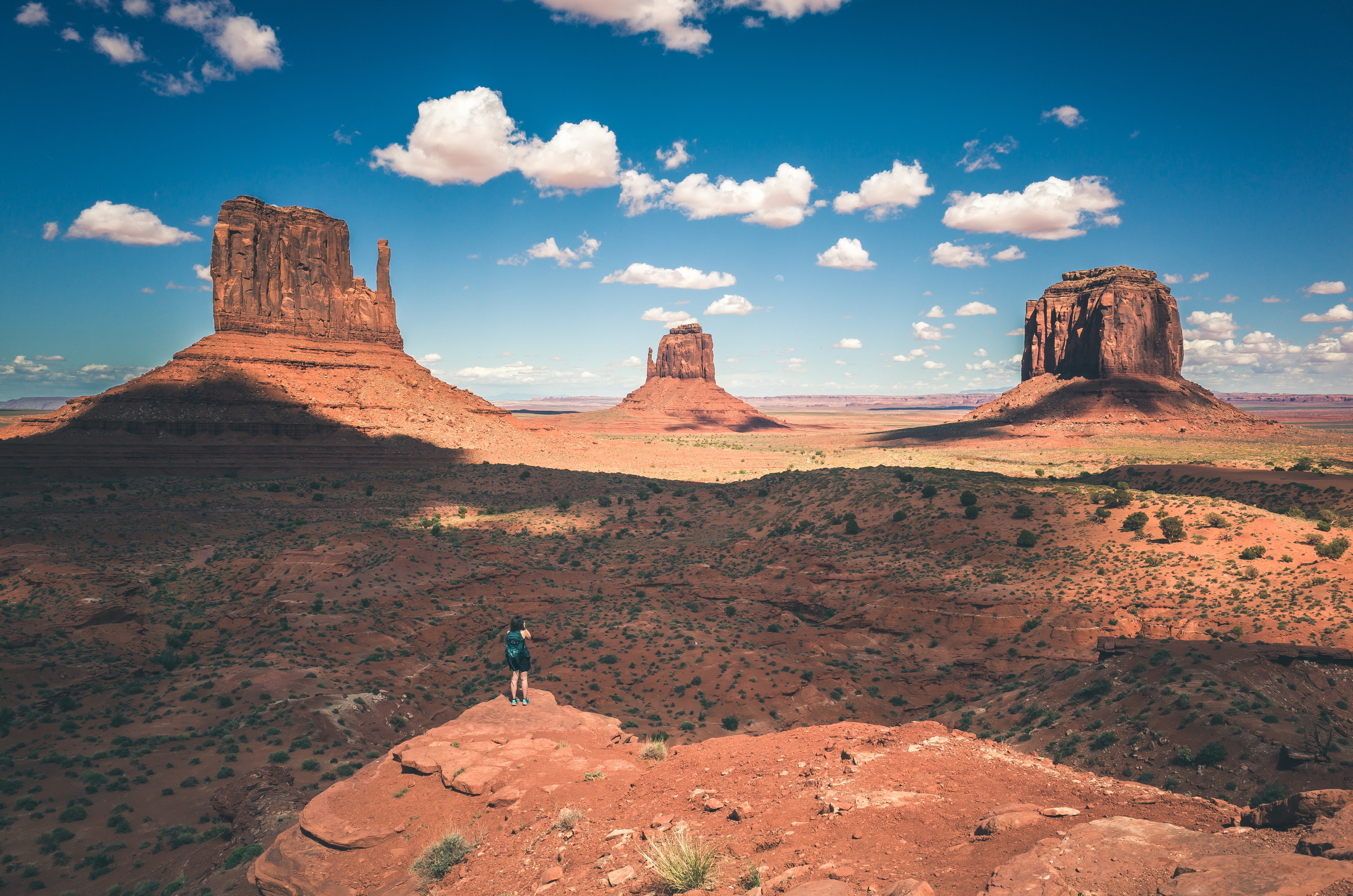 hiking desert views 