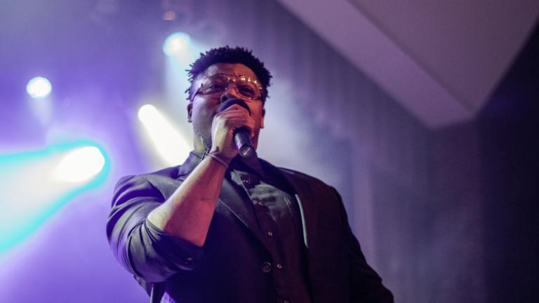 5 Best Books for People Who Love to Sing: Top Fiction and Non-Fiction Picks