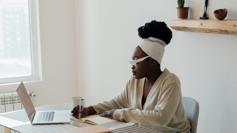 10 Best Hobbies for People Stuck in a Creative Rut: Fresh Ideas to Reignite Your Imagination