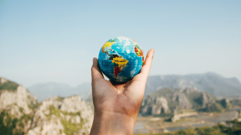 How to Say the Word “Hobbies” In 30 Different Languages